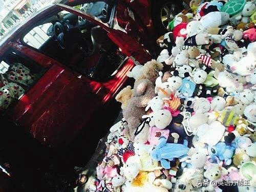 随着全国地摊经济的兴起，现在摆地摊卖什么最赚钱？