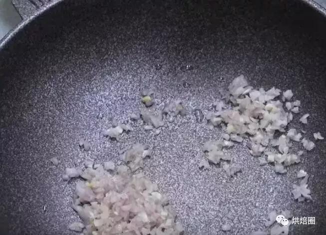 超好吃的广式萝卜糕附教程,现成萝卜糕怎么煎