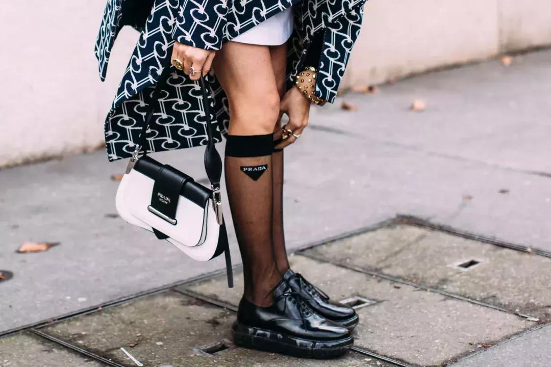 泫雅同款小方包,泫雅同款格子包