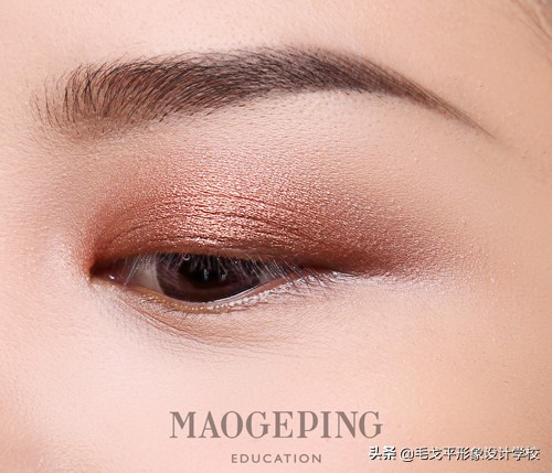 简单的日常眼妆怎么画好看,日常眼妆怎么画才好看又简单