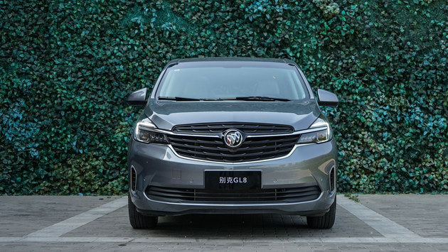 别克gl8陆上公务舱和es的区别,gl8es653t上路要多少钱