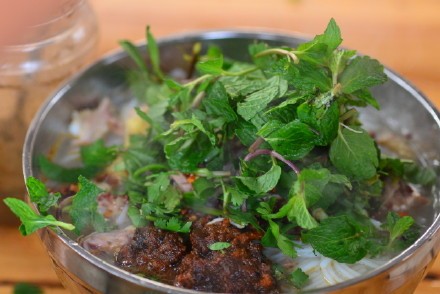 西餐常用的十三种香草介绍大全,西餐中常用的15种香料和香草