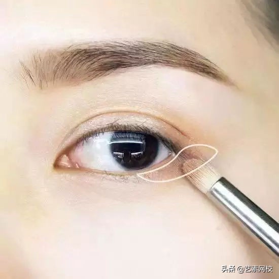 正确的淡妆化妆步骤怎样化淡妆,化简单淡妆化妆的正确步骤