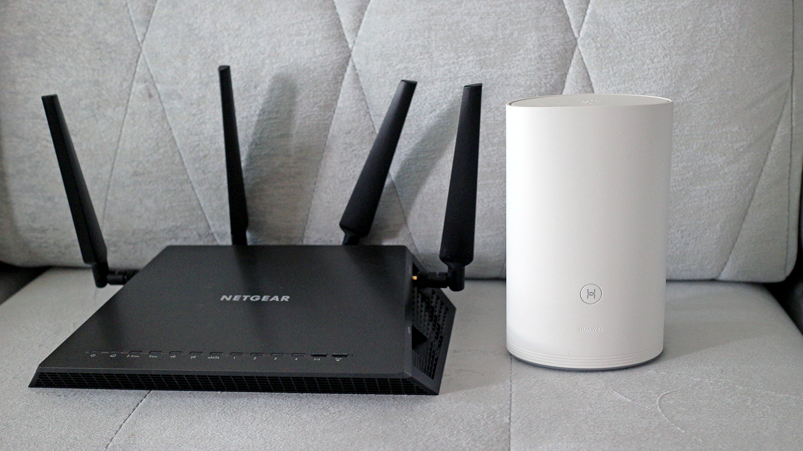华为路由q2pro和小米mesh哪个好,华为路由q2pro评测