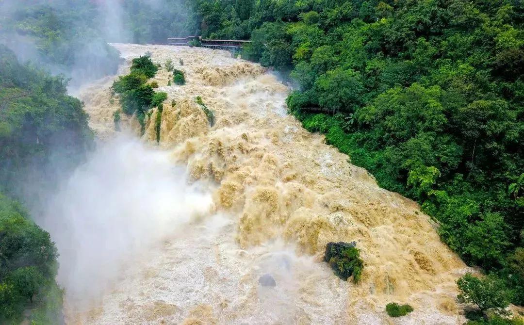 最美的六大瀑布黄果树瀑布上榜,黄果树大瀑布宏伟壮观的美丽风景