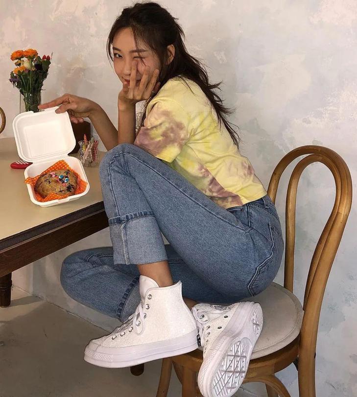 穿匡威鞋怎么搭配裤子好看,匡威鞋怎么搭配衣服好看冬天