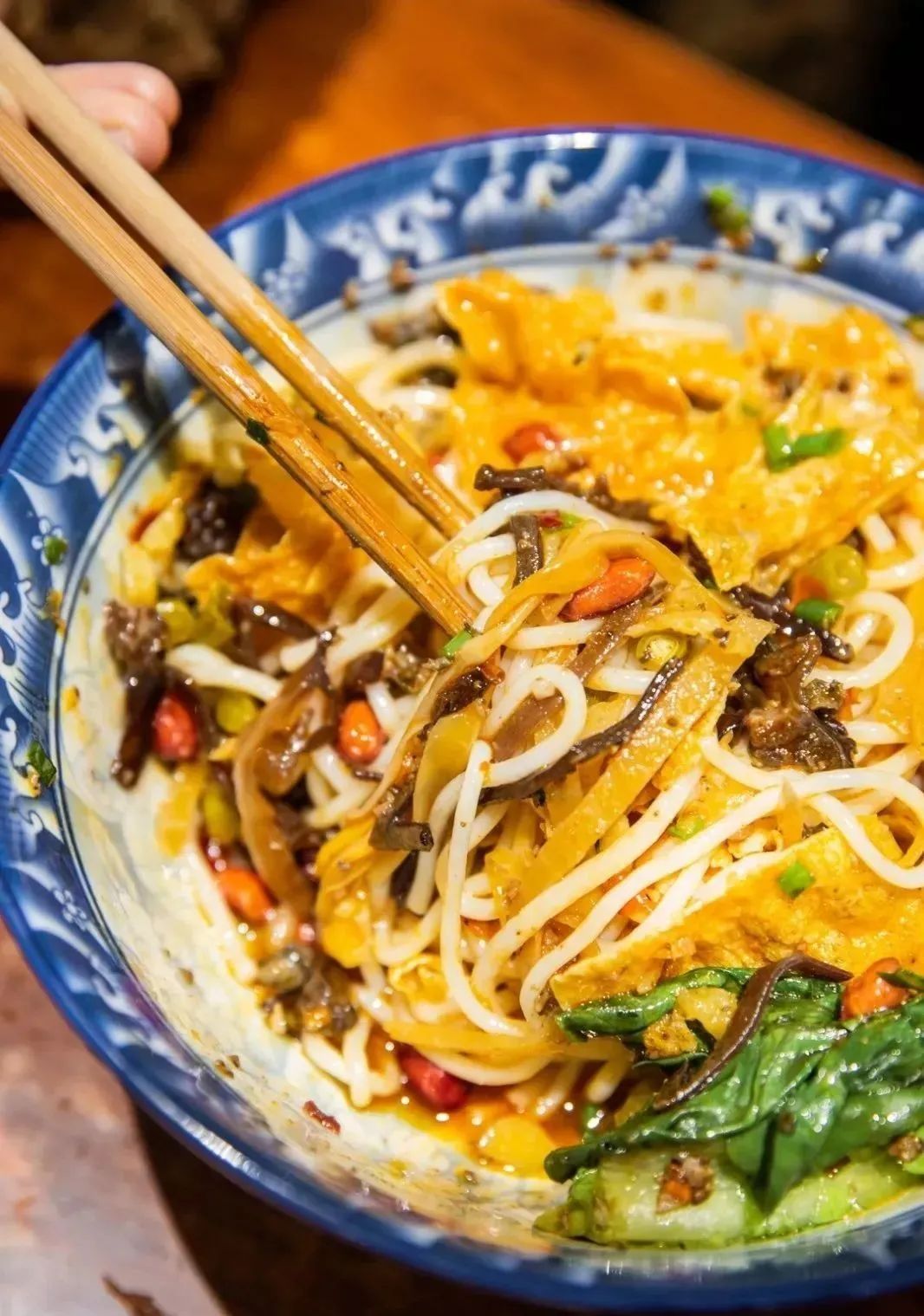 柳州螺蛳粉是不是有各种不同,柳州螺蛳粉现在到底有多出名