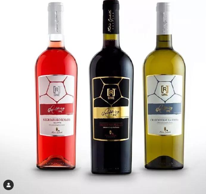 小罗现在身价多少亿了,小罗巨星