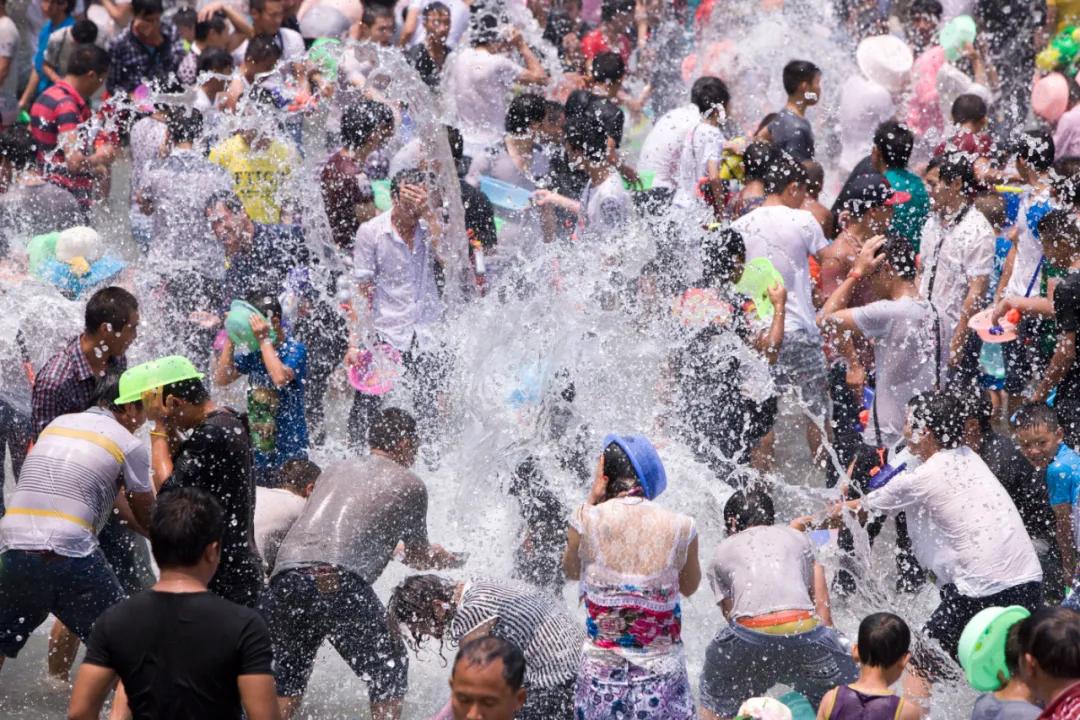泼水节西双版纳开幕,西双版纳泼水节开幕