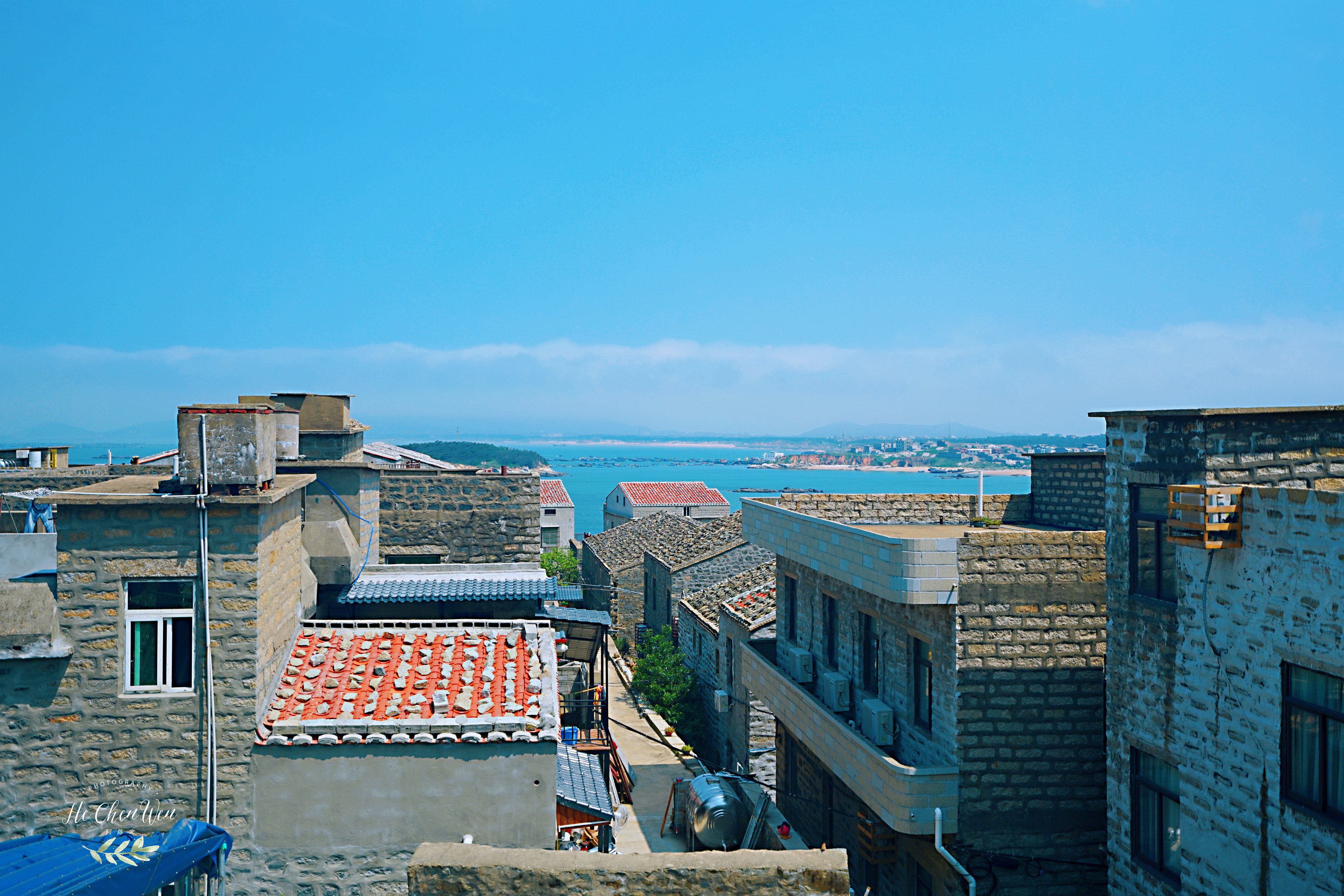 平潭的小渔村，藏着一家会唱歌的民宿，面朝大海，春暖花开