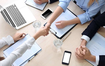 只需“两招”，教你如何在面试中“脱颖而出”