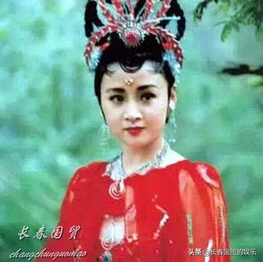 86版《西游记》“蜘蛛精”近照曝光，52岁容颜未改已变身公司总裁