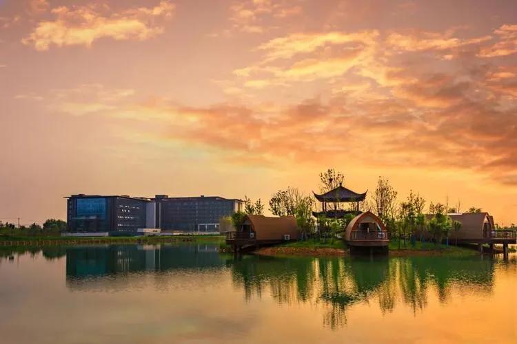 句容茅山温泉攻略,镇江茅山温泉假日酒店官方