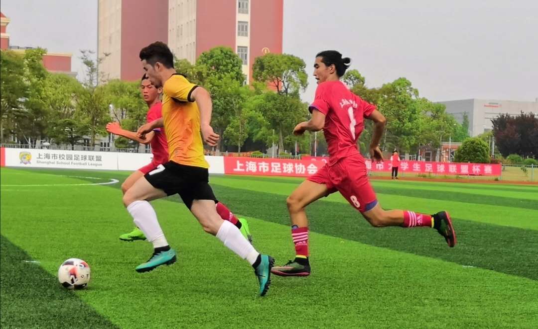 2019上海大学生足球联盟杯赛进行时，校园足球显风采！