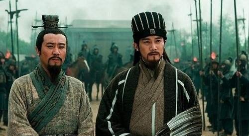 如果司马懿跟了刘备会是什么结果,诸葛亮联手庞统对战司马懿