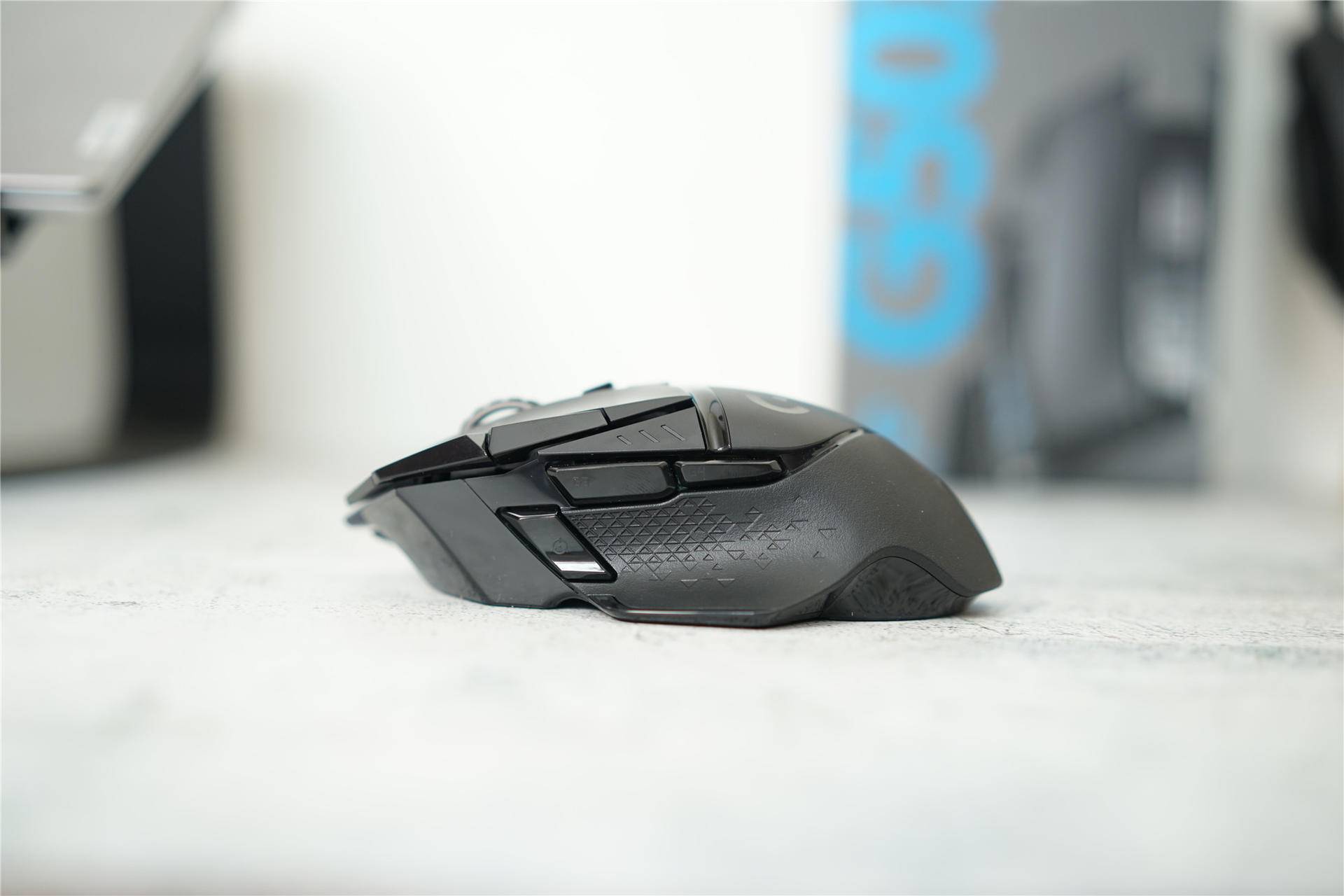 蜕变罗技g502鼠标评测,最佳游戏鼠标罗技g502lightspeed