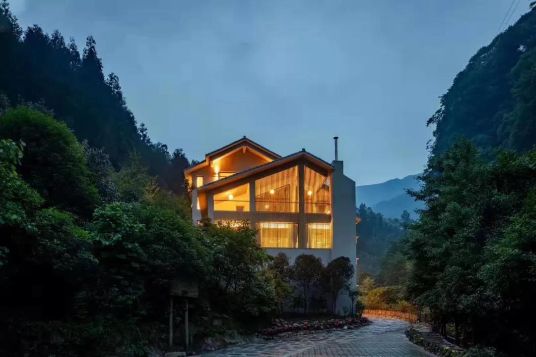 雅安周末旅游推荐,9月的第一场旅行