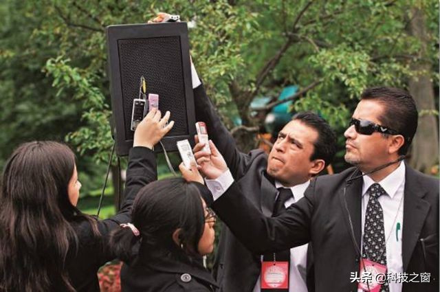 鍗庝负濡備綍鑻辨眽浜掕瘧,鍗庝负鍚屽０浼犺瘧鏃ヨ