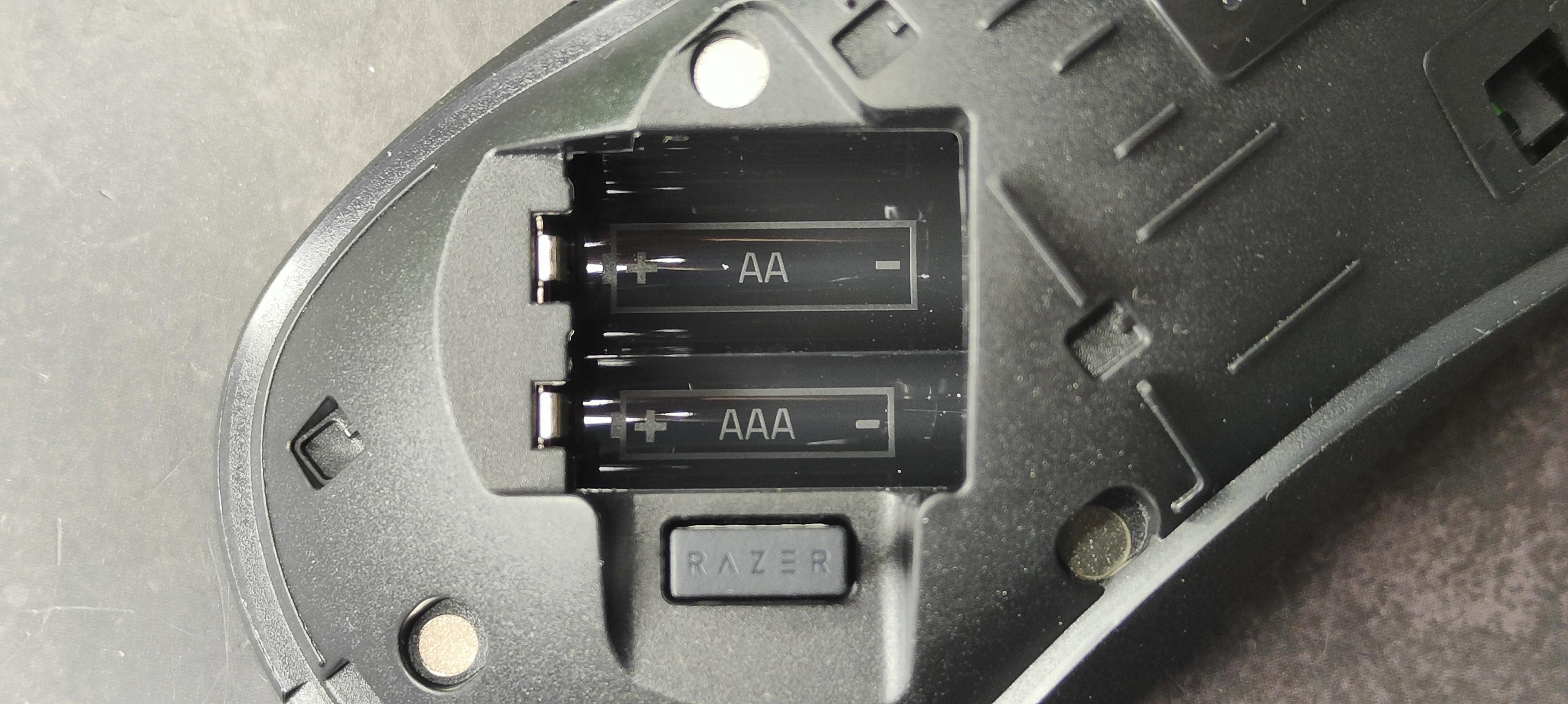 雷蛇鼠标基础版dpi怎么调,为什么雷蛇鼠标调不了dpi了