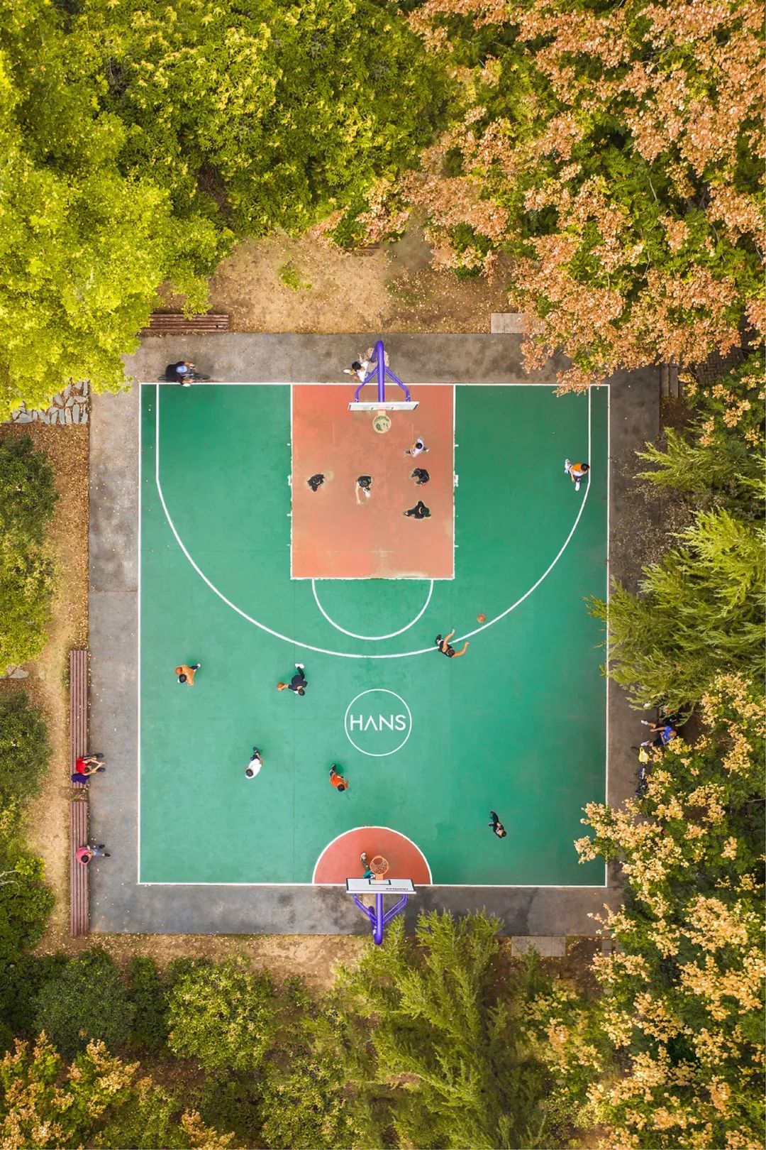 这里是青山，请长按保存