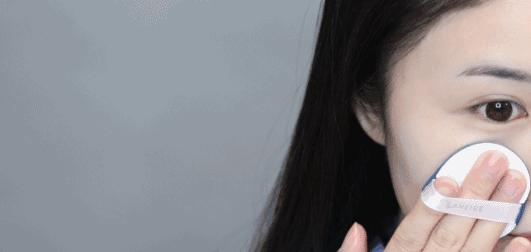 应该用气垫补妆还是粉饼补妆,补妆用气垫还是用定妆粉饼