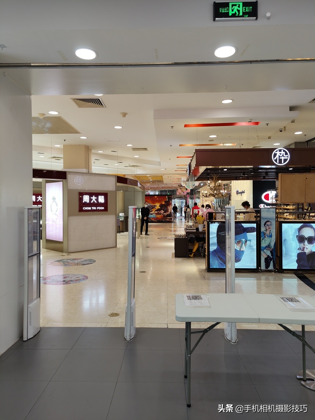 iphone13和小米11ultra拍照对比,小米11ultra和小米12pro拍照对比