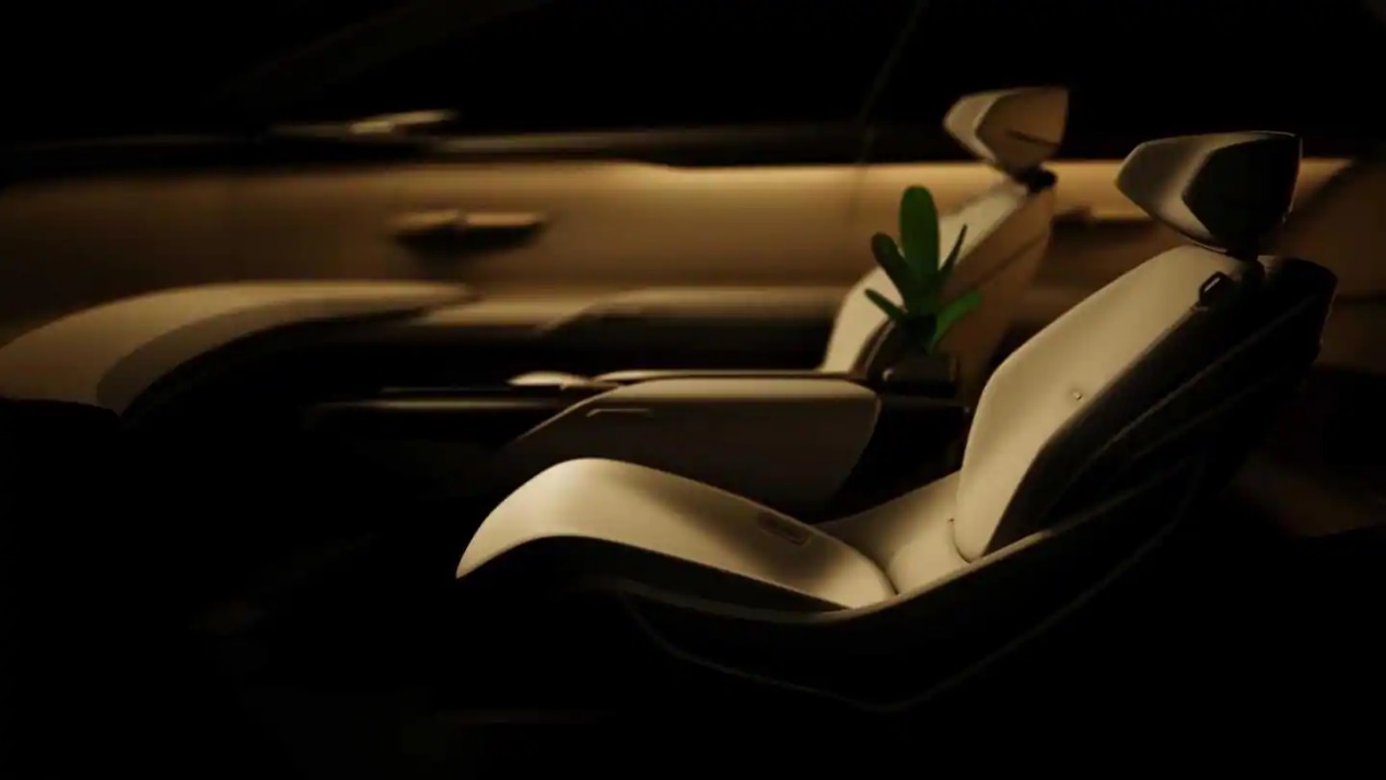 奥迪四门跨界轿跑概念车亮相国内,奥迪rs5敞篷车2017款价格