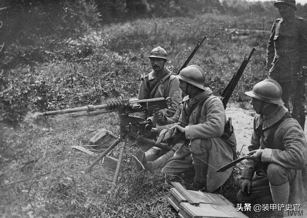 维克斯马克沁1912气冷式重机枪,被马克沁机枪和大炮取代的年代