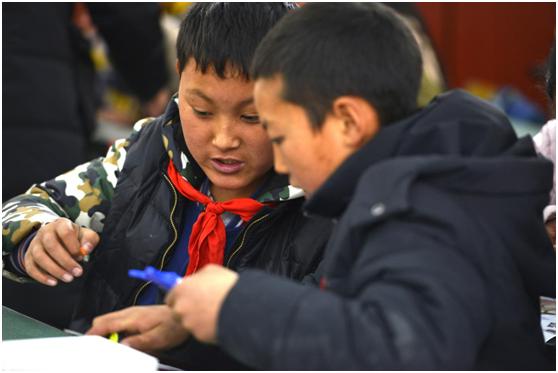 鍏崇埍闈掑皯骞村叕鐩婃垚闀胯惀,鍏崇埍鍎跨绛戞ⅵ璧疯埅蹇楁効鏈嶅姟娲诲姩