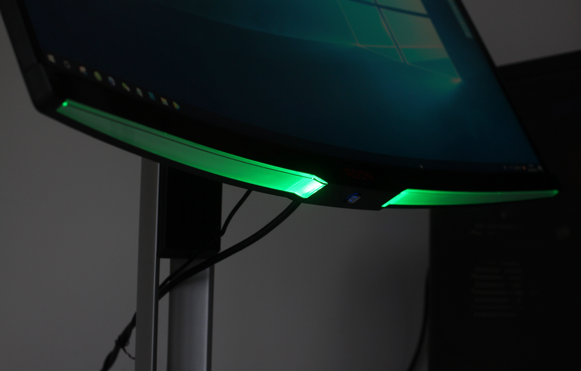 agon爱攻2k144hz电竞曲面显示器,爱攻agon显示器评测