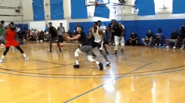 威少背打福克斯湖人季前赛,篮网湖人季前赛哈登威少