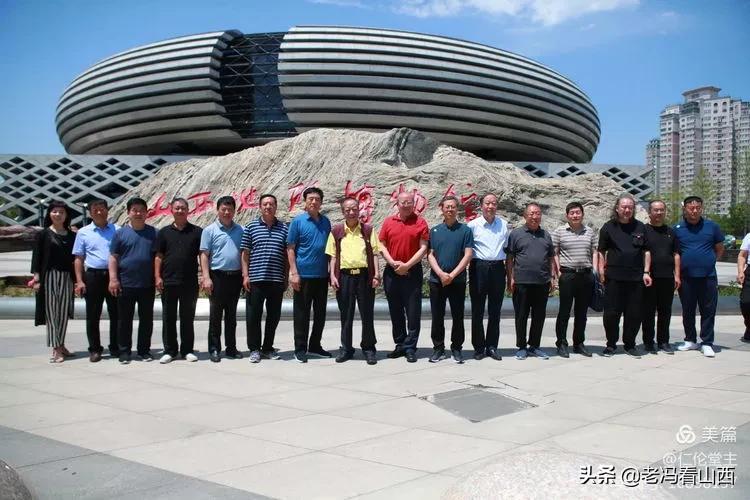 《三牛为范挥写人生》――张怀文画牛感言（作者：郭新民）