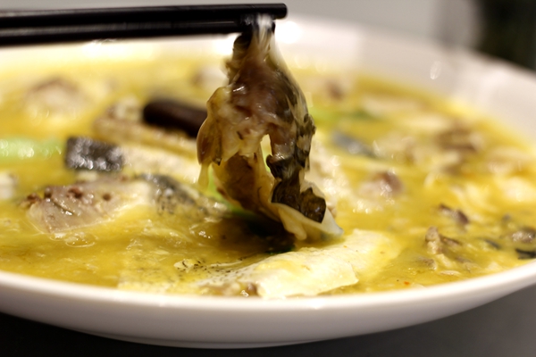 菜烩鲢鱼头,扬州抓烩鲢鱼头做法