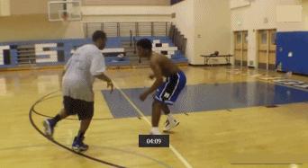 一分钟教你学会走位,每日一招过人动作