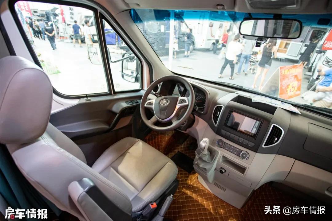 江淮5.17米星锐房车,江淮星锐5.99米二手价格低房车