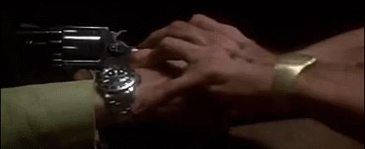 俄罗斯轮盘赌游戏规则,俄罗斯轮盘赌游戏为什么有假小刀