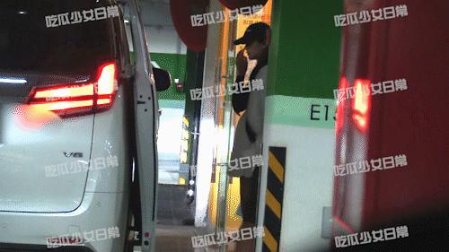 陈赫张子萱晒二胎女儿萌照,陈赫与张子萱相差几岁