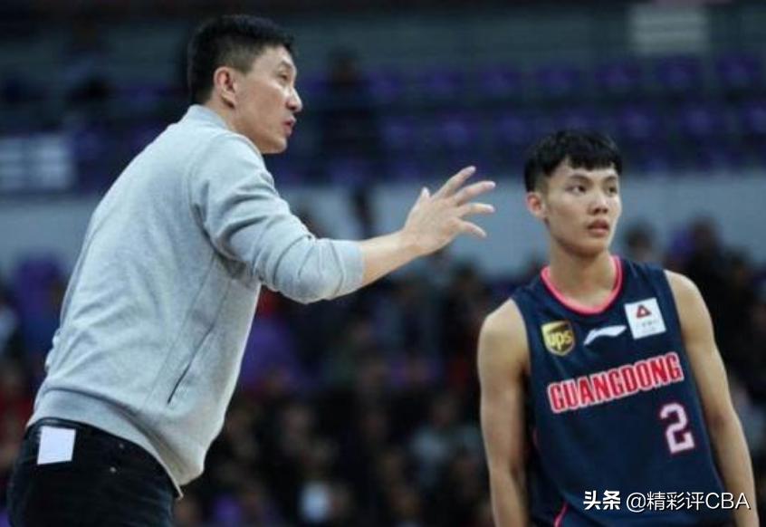 中国篮坛最劳碌球员！CBA刚夺冠赴国青报道，没时间陪家人很难受