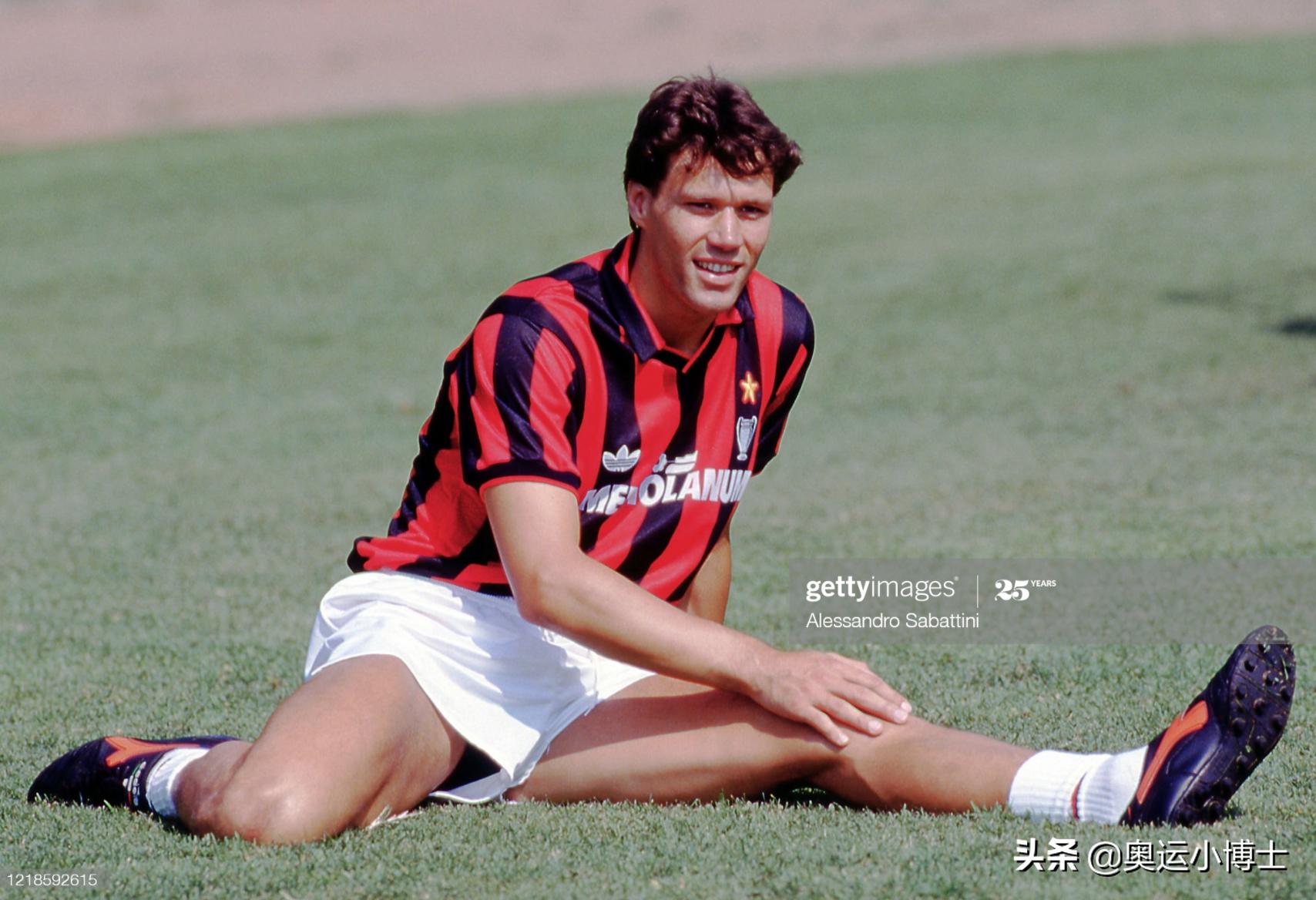 吉鲁欧冠单场4球,吉鲁欧冠赛事