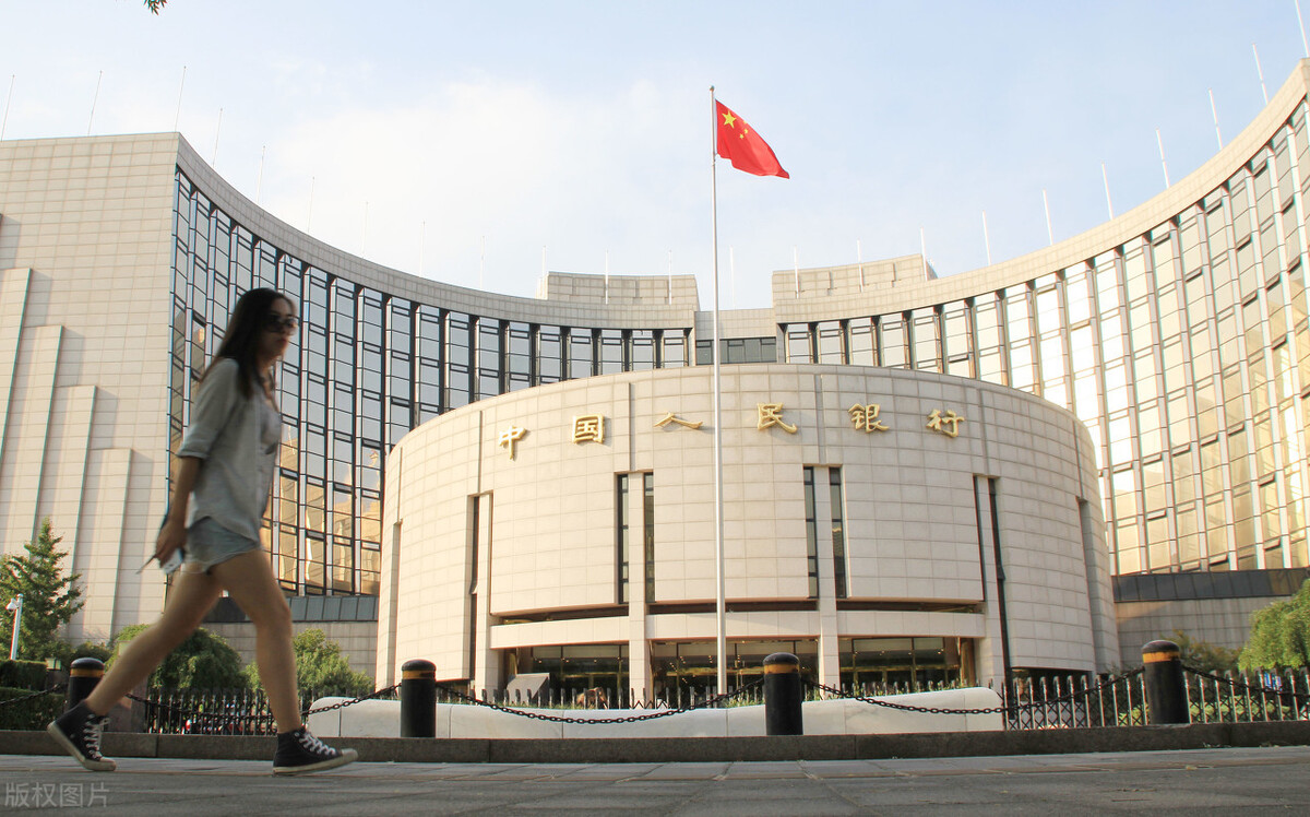 银行从业资格考试报名简章,银行从业资格考试的报名时间