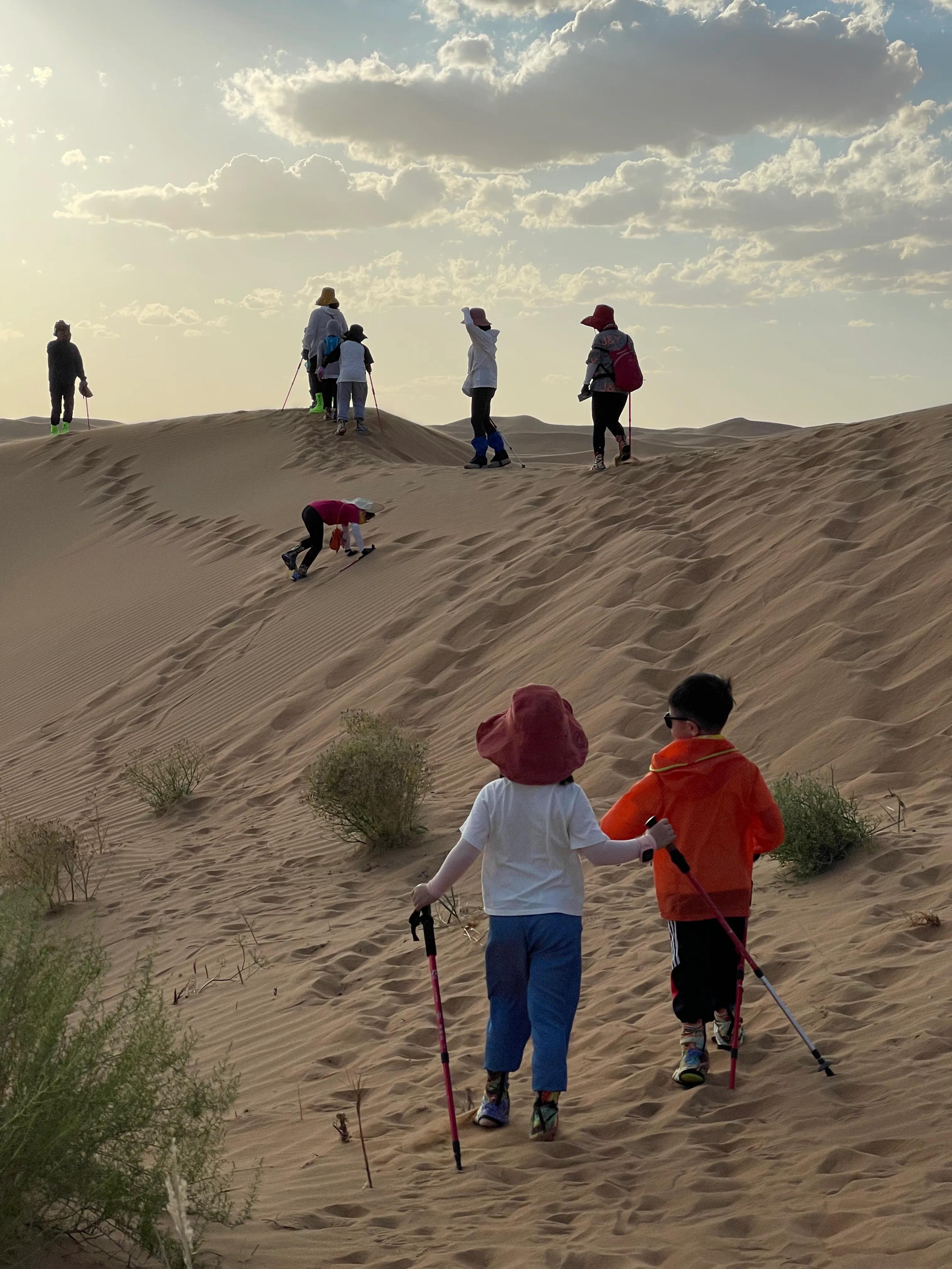 为我们的沙漠徒步画上圆满的句号