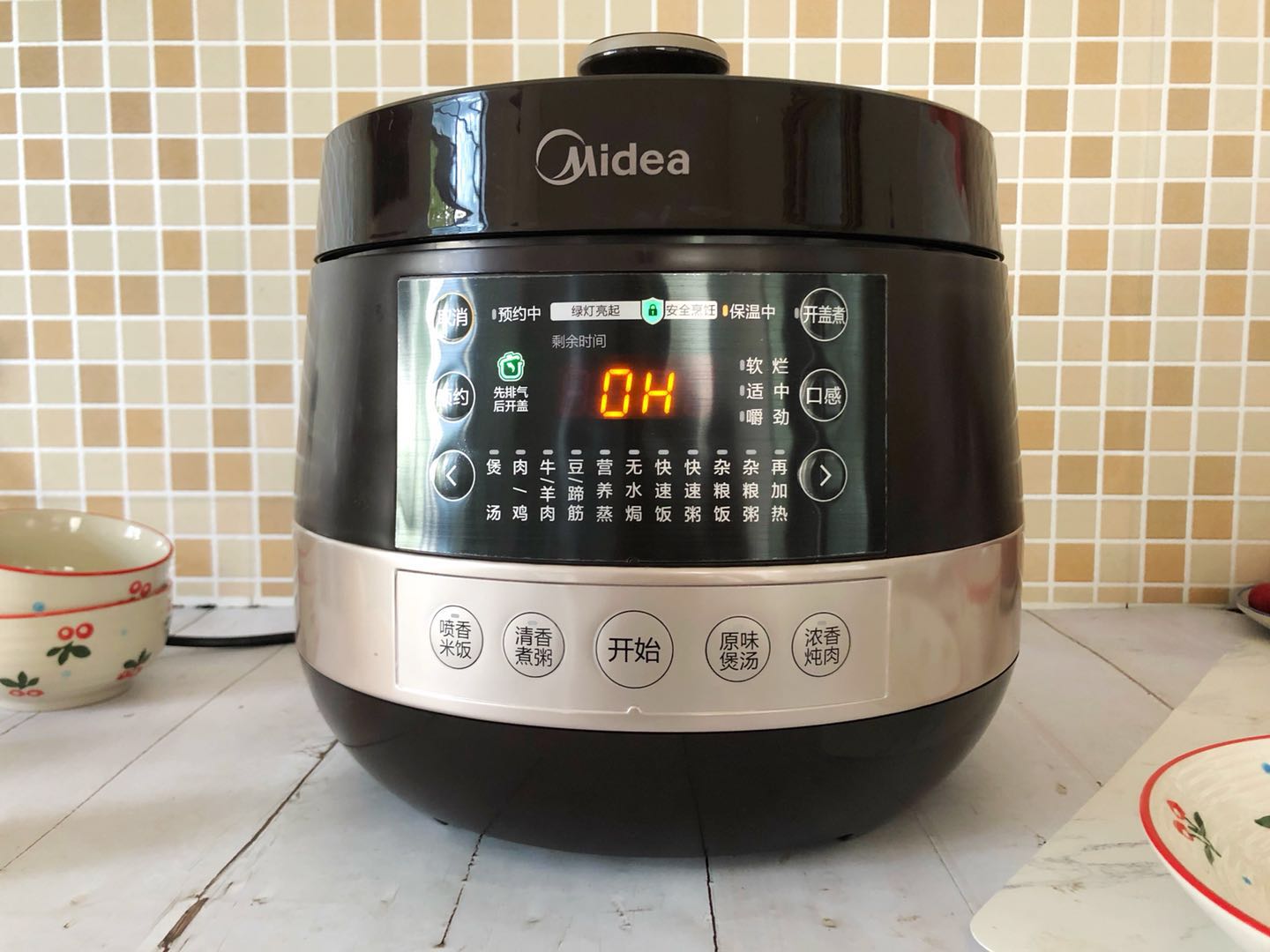 美的圆釜灶的电压力锅,美的电压力锅精钢厚釜炖肉