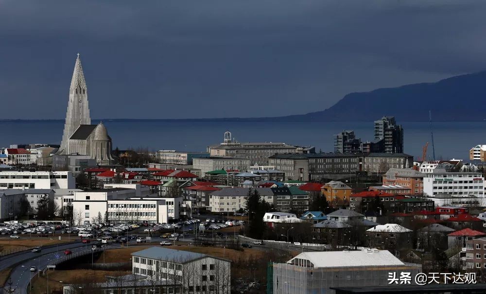 冰岛｜北大西洋中的一个岛国，人口约为34万，首都是雷克雅未克