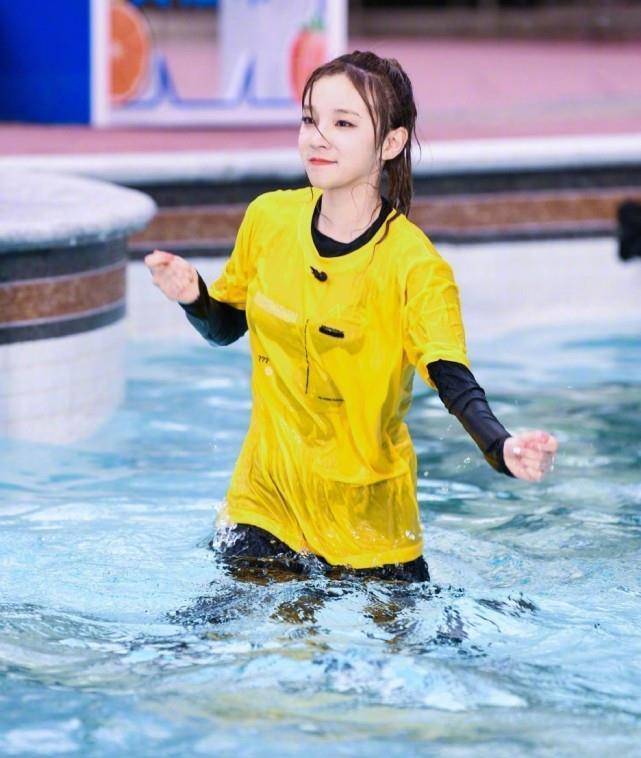 不用妆前乳的底妆画法,不挑粉底的干净底妆画法