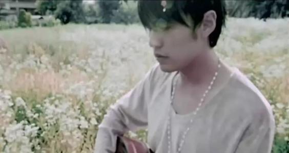 周杰伦初恋的歌曲,周杰伦哪首歌曲适合给喜欢的人听