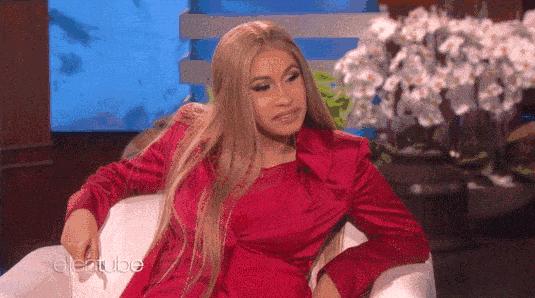 脱衣舞娘到饶舌天后，贫民窟女孩到时尚ICON，CardiB连上微博热搜