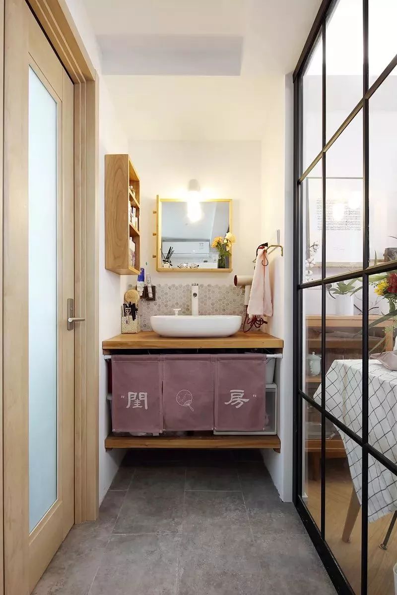 公寓玻璃隔断效果图大全,30平落地窗小公寓装修隔断