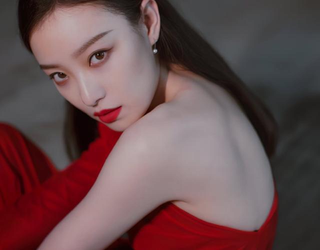 有狐狸眼的女人眼型,桃花眼和狐狸眼哪种眼型更勾人