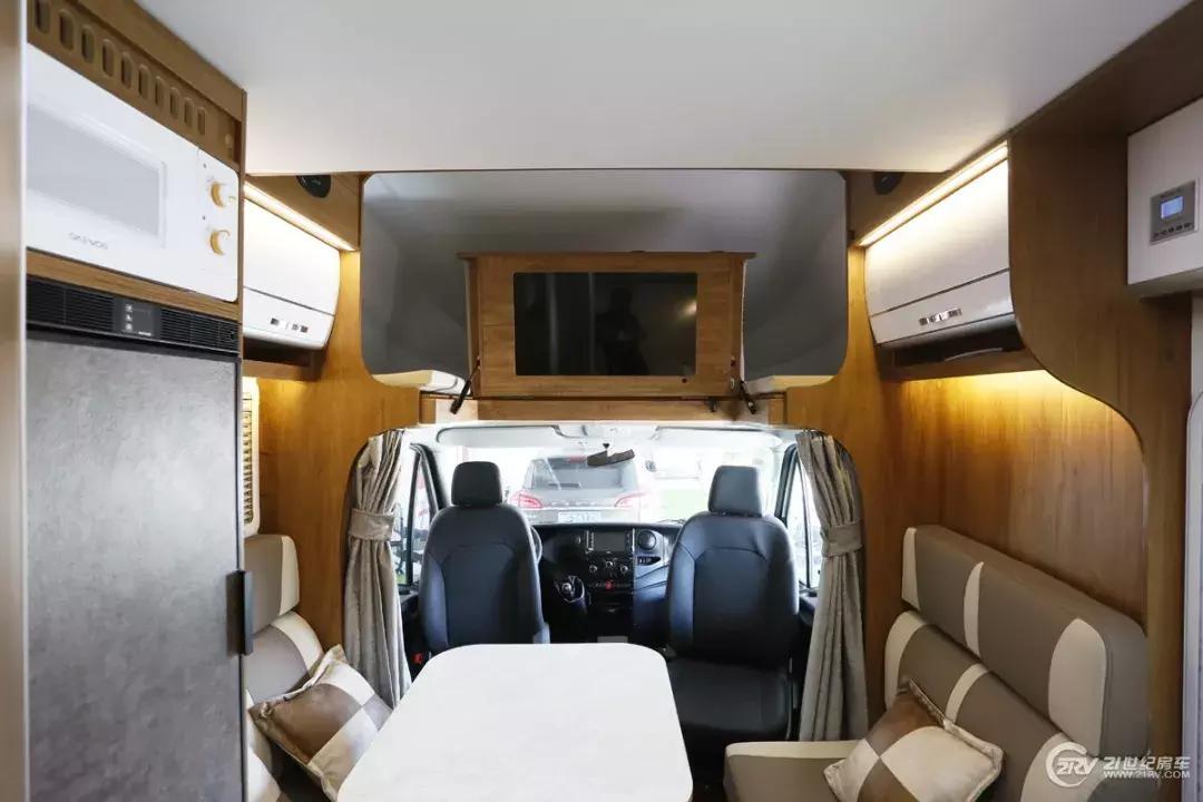 最便宜的c型依维柯自动挡房车,最便宜的依维柯自动挡c型房车