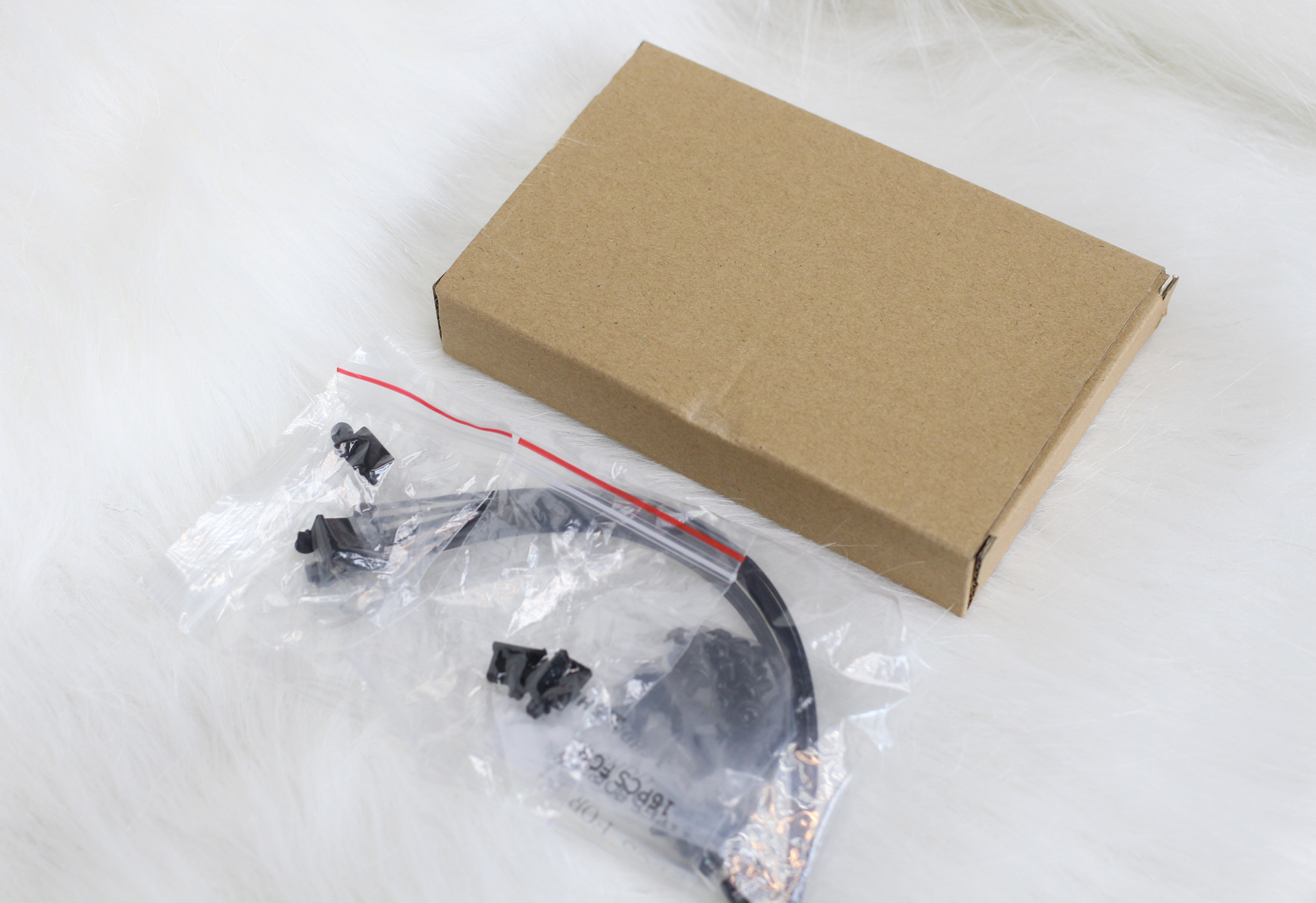 鑫谷atx3.0850w全模组,鑫谷机箱可以装三风扇显卡吗